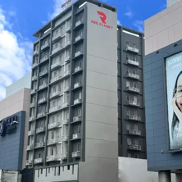 Red Planet Cagayan de Oro Hotels near Amaya View