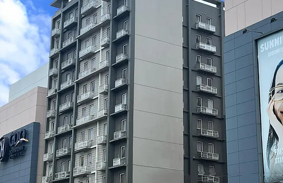 卡加延德奧羅紅色星球酒店