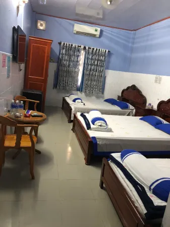 Hong Thanh Hotel Отели в г. Go Cong