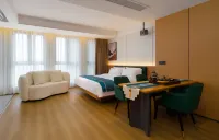 Xinyue Hotel - Near Jiangbei Airport (Baosheng Lake Metro) Hotel in zona Chongqing Huaxing Vocational College of Foreign Languages