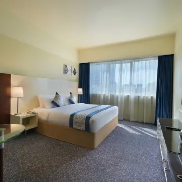 Kingsgate Hotel Abu Dhabi by Millennium Отели рядом с достопримечательностью «Торговый центр Abu Dhabi Mall»