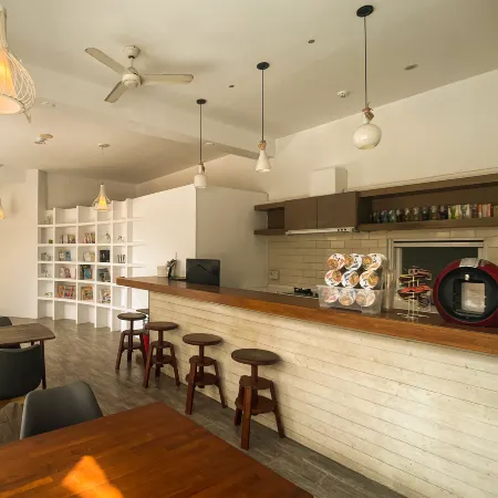 CHU-YU Отели рядом с достопримечательностью «White Lighthouse»