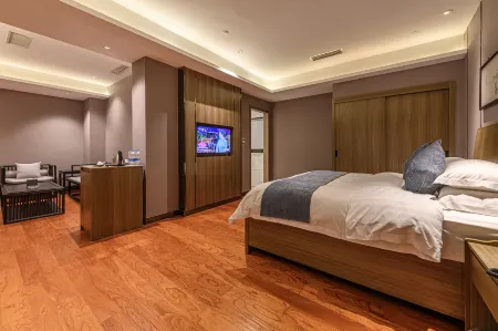 Ease Hotel (Suzhou Wujiang Pedestrian Street) Отели рядом с достопримечательностью «Tian'ehu Park»