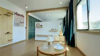 She · Shanfeng Homestay