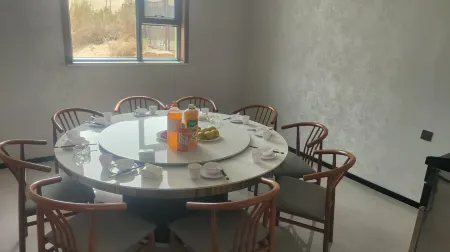 Shangdaguesthouse Отели рядом с достопримечательностью «Tarim Desert Highway»