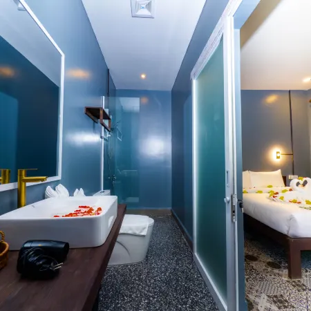River Nest Hostel