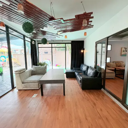 Mountain Private Pool Villa-Bangsaen