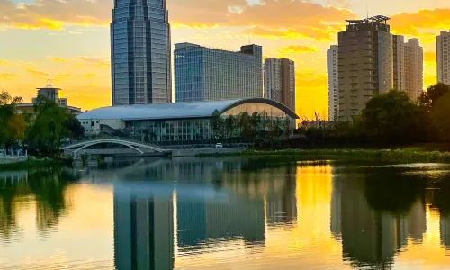 Huasheng Jiangquancheng Hotel