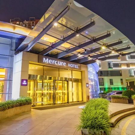 Mercure Beijing Downtown Отели рядом с достопримечательностью «Станция Sihui»