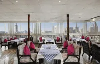 Holidays Express Hotel Hotels in Gazirat Mit Oqbah