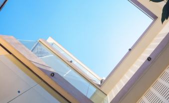 Dali 89 · Dan design studio mountain scenery pastoral B & B