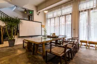 Emeishan Dengfenglai Homestay (Huangwan Visitor Center)