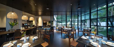 Shanaoao SANOO Homestay Отели рядом с достопримечательностью «Daweishan National Forest Park»