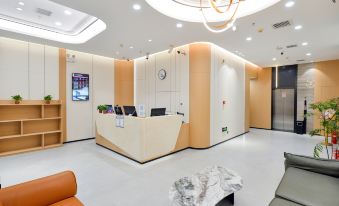 Tianhe Express Hotel (Shenyang Middle Street Forbidden City)