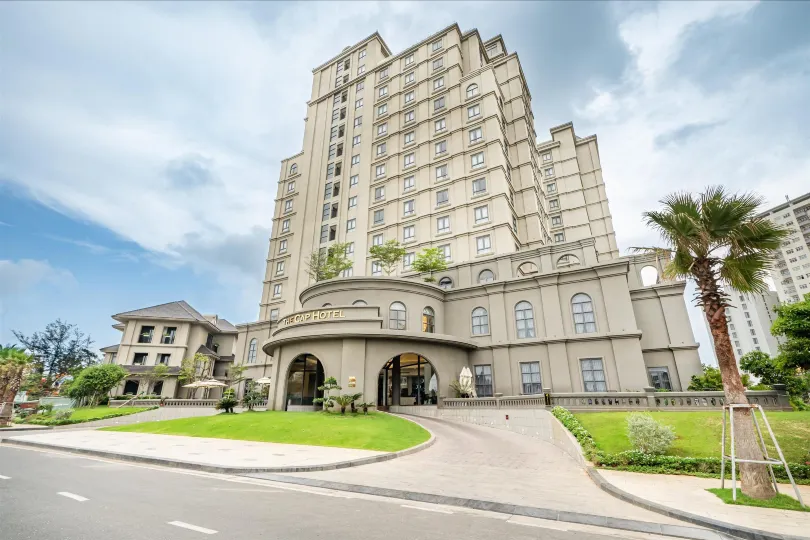 The Cap Hotel and Apartment