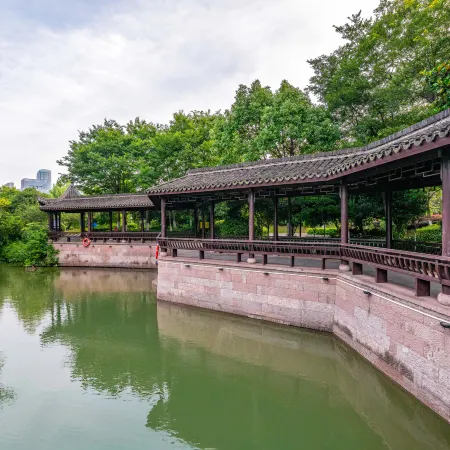 Yunhe Yebao Hotel (Shaoxing Olympic Sports Center Branch)