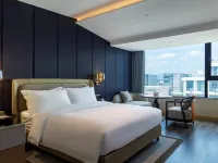 CHOUZHOU GRAND HOTEL Hotels near Liuqing Night Market
