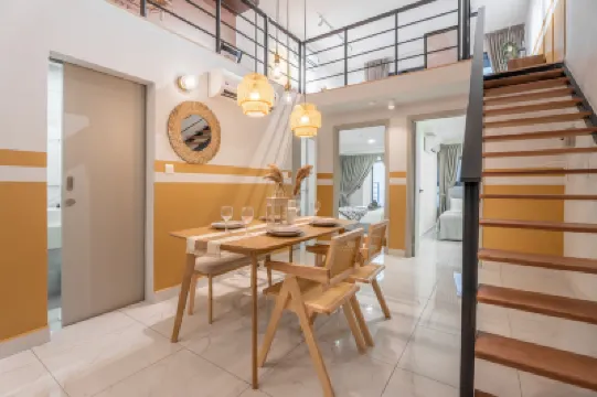 Arte Cheras Homestay By Yan Yee CMC Centre周辺のホテル