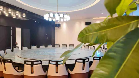 Shizhishan Hotel Отели рядом с достопримечательностью «Fujian Technological Normal University (Shizhushan Campus)»