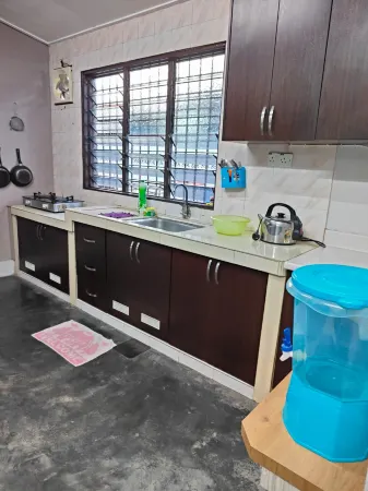 HARMONY HOMESTAY Отели в г. Капар