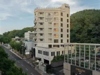 GWANGAN HOTEL LONDONER Hotels in Gwanganri Beach