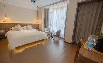 CLOUD Gatherers Boutique Mountique Lodge