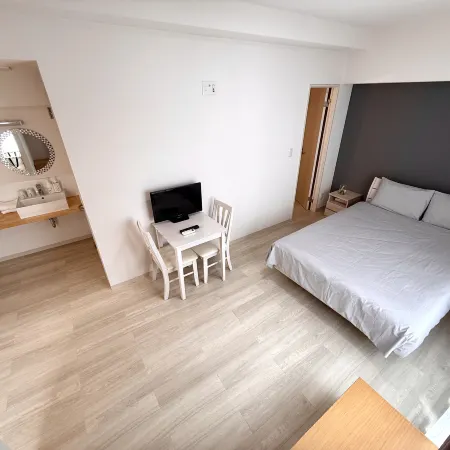 Gala City Hotel only 5 mins to Kokusai Street Отели рядом со станцией Асахибаши