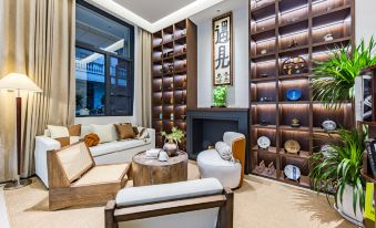 Yunhai Mountain House (Dianchi Lake Haigeng Dam)