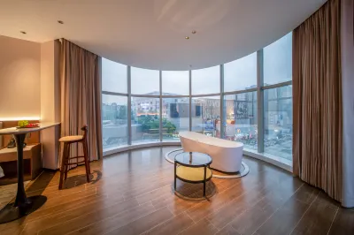 Anqing Chengyue Light Luxury Hotel (Renmin Road Pedestrian Street) Hotels in Anqing Downtown Area