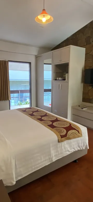 ซุพีเรียวิวสระว่ายน้ำ