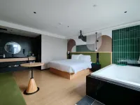 Nancy Hotel (Nanning Railway Station Chaoyang Square)