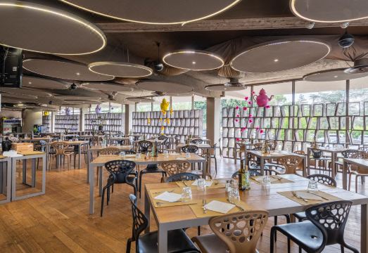 더 게이트 호텔 레스토랑