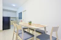 Miro Residence D - Suite B by Favspace - parking