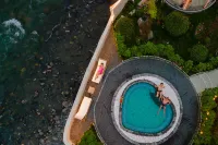 Mubar Cabin • Hot Spring Camping Homestay (Bipenggou Scenic Area Lixiaolu) - Romantic
