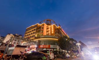 Kunming Langwei Hotel (Kunming Railway Station Branch)