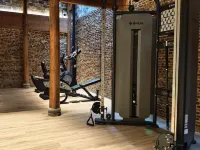 TOP-OUT Inn - Gym
