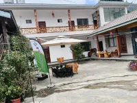 Wangxuexuan Chinese Inn 하바 마을 주변 호텔