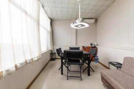 Shell Hotel (Linfen Hongtong Central Plaza) Отели рядом с достопримечательностью «Yongningbao Relic Site»