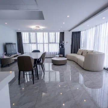 Qidu Homestay (Qidu International Plaza)