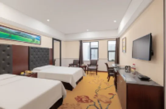 Vienna Zhihao Hotel (Changde Wuling Avenue High-speed Railway Station Store)