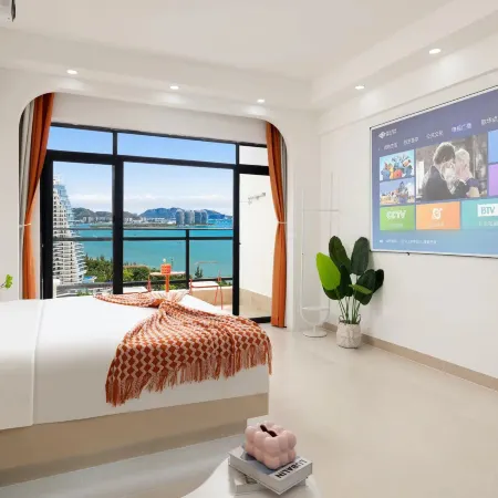Yunqi Haiju Homestay (Sanya Bay Coconut Dream Corridor)