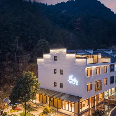 Sanqing Mountain Fengyin Shanju Homestay (Mount Sanqing Scenic Area Branch)