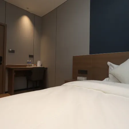 Yuanhang Hotel
