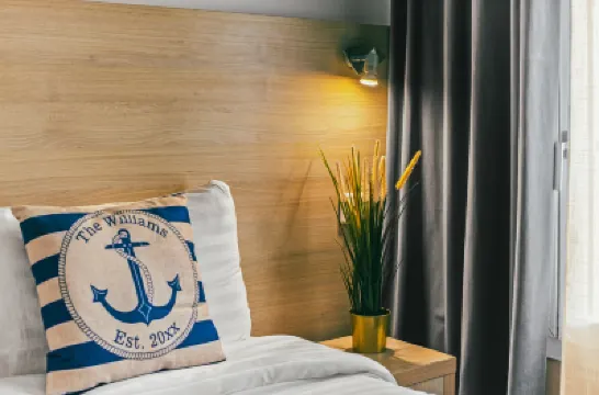 HOTEL PARISIEN Hotels near Hawai Beach