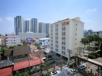 โรงแรมบีทู ห้วยขวาง บูทีค แอนด์ บัทเจท โรงแรมใกล้เทวลัยพระพิฆเนศ