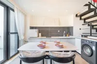 Anaya INS·Popular Auditorium Seaview Holiday Residence