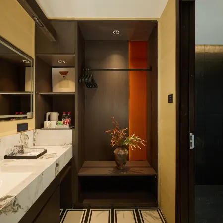 Floral Hotel·The Poetic Nest Hotel (Ziyang Street, Taizhou Ancient City)