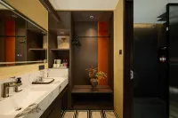 Floral Hotel·The Poetic Nest Hotel (Ziyang Street, Taizhou Ancient City)