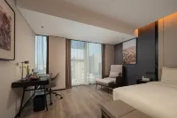 深圳龍華福城睿揚中心亞朵酒店 深圳酒店