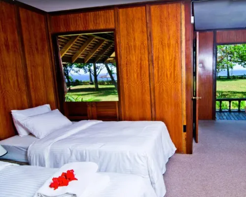 อาเซียเนียรีสอร์ท ปูเลาเบซาร์ โรงแรมในเมอร์ซิง